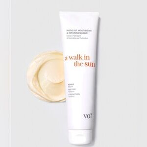 VOIR A Walk In The Sun Moisturizing Hair Masque